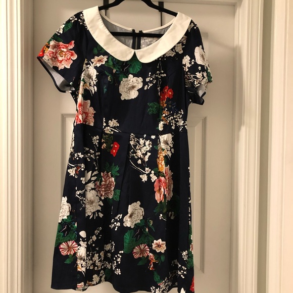 Sunny Girl Dresses & Skirts - 🟣🌸🐝💼Sunny Girl NWT Floral Print Dress (1x)🌸🐝